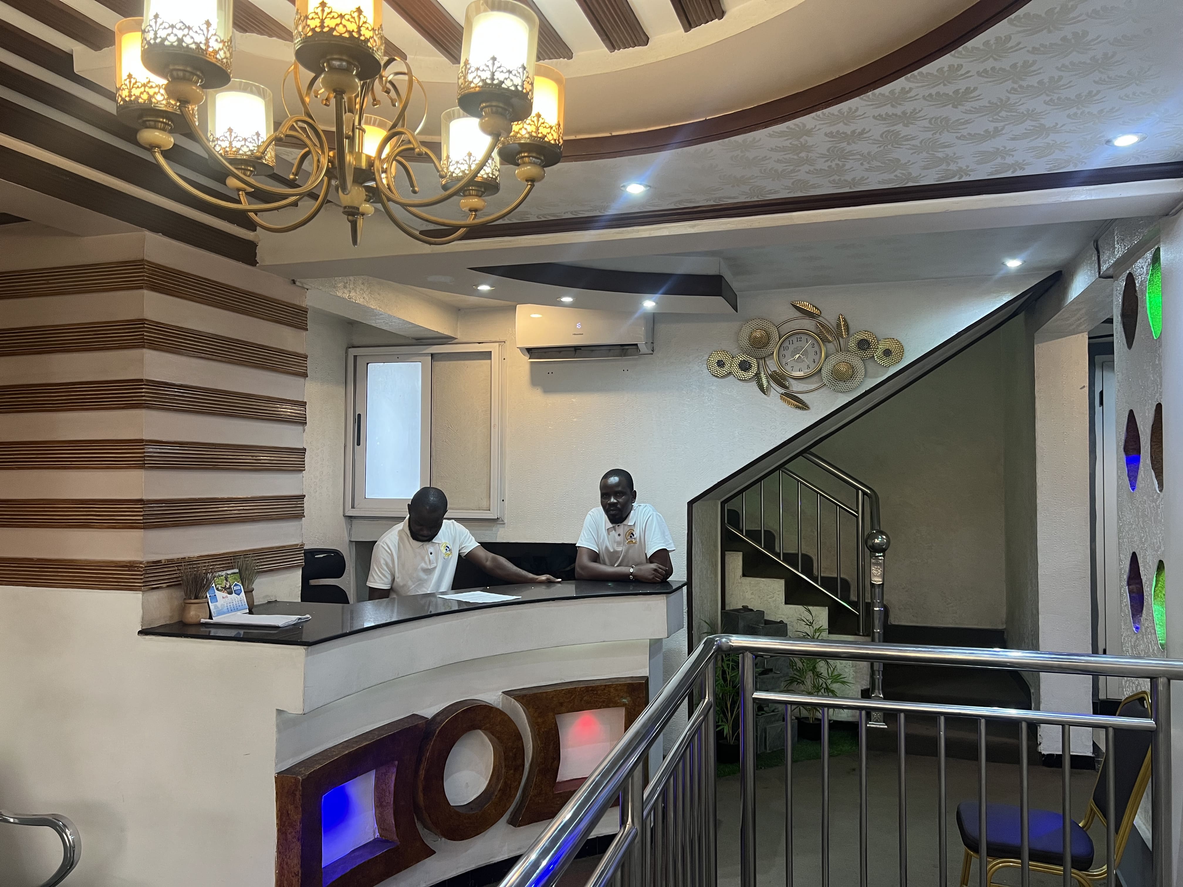 Auberge-reception